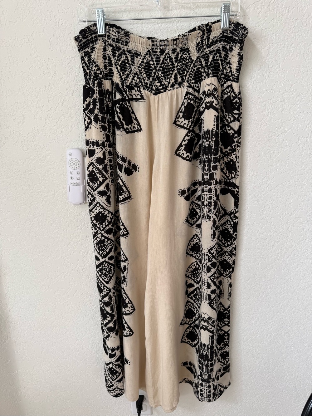 Free People Cream and Black Wide-Leg Palazzo Pants - Picture 4 of 7